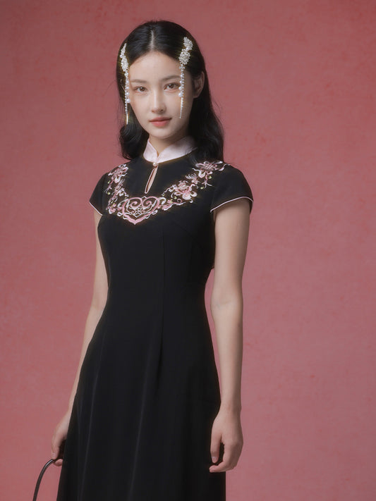 Sumi Black Artisan Embroidery | Neo-Chinese Dress(如苑)