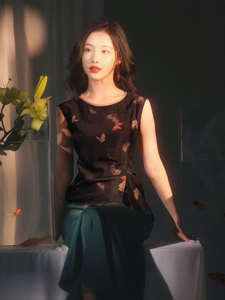 Flower color on black background|pleated Qipao a sleeveless garment(云笺)