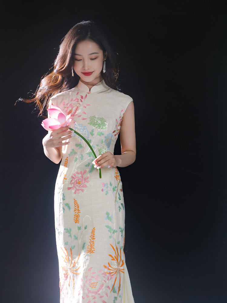 Colorful Lotus Flower Cotton and Linen Embroidery|Modern one-Pieces Qipao Dress(菡裳)