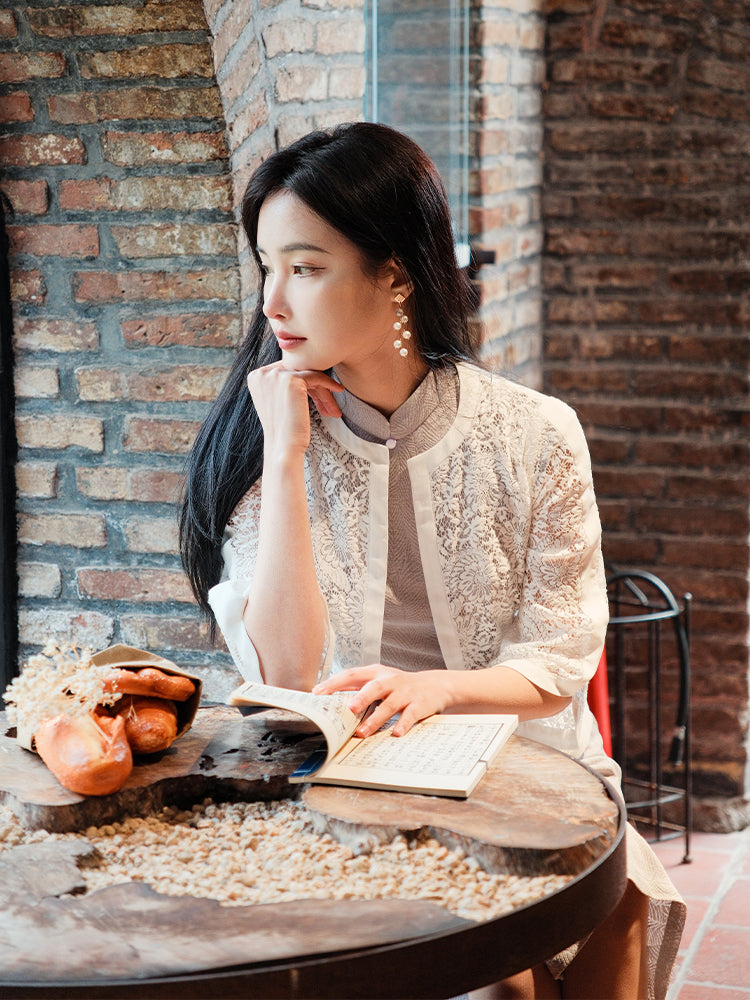 white lace|Versatile Qipao cardigan(青萤)