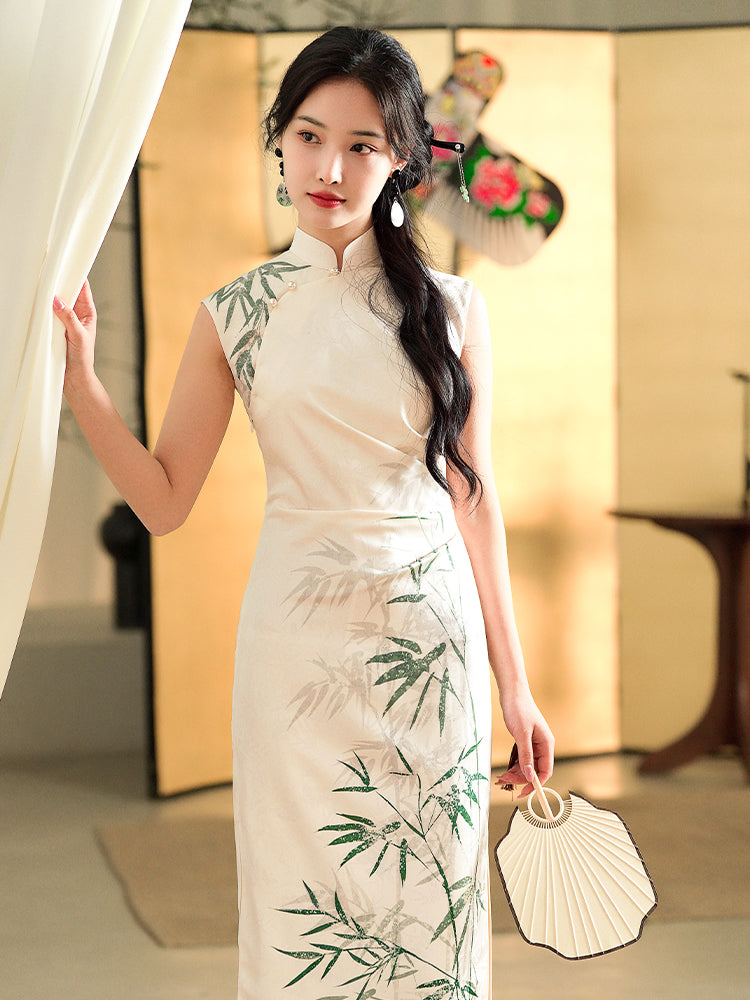 Botanical-Dyed Ivory Silk Satin | Modern one-Pieces Qipao Dress (青韵)