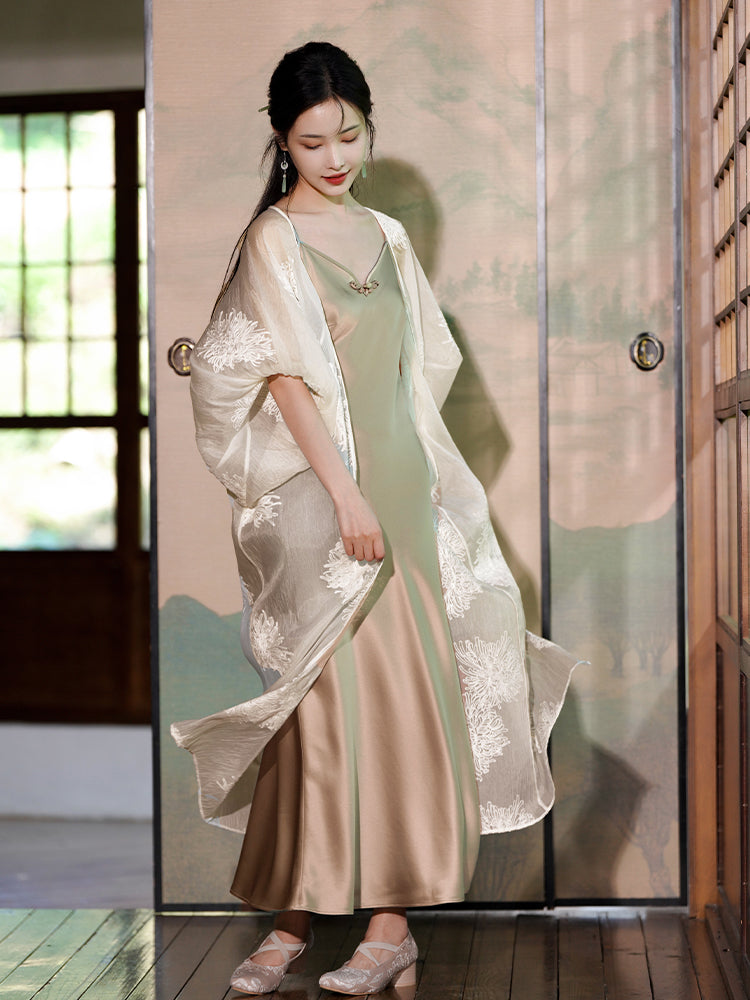 beige | Semi-Sheer Embroidered Sun Cover-Up (疏清)