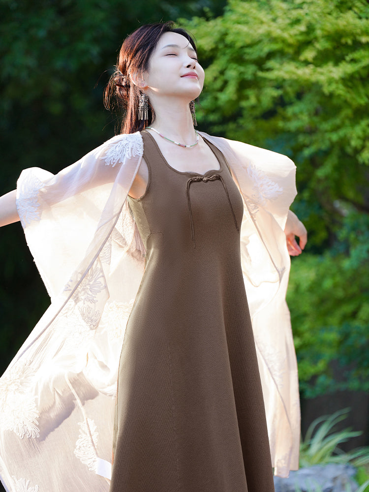 beige | Semi-Sheer Embroidered Sun Cover-Up (疏清)