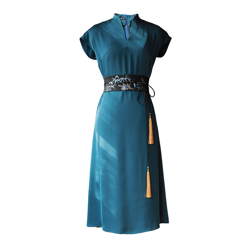 Peacock Blue Silk Satin Artisanal Embroidery | Neo-Chinese Dress (莞莞)