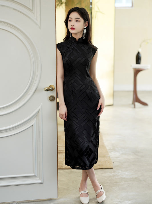 Black Minimalist Silk Burnout | Modern one-Pieces Qipao Dress(风琉璃)