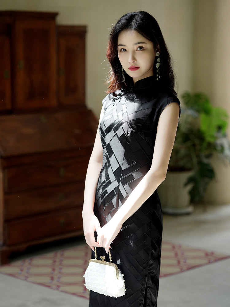 Black Minimalist Silk Burnout | Modern one-Pieces Qipao Dress(风琉璃)