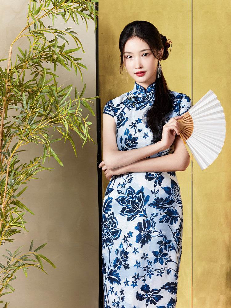 Imperial Kiln-inspired blue-white motif| Modern one-Pieces Qipao Dress(珈蓝) - E·Beauty