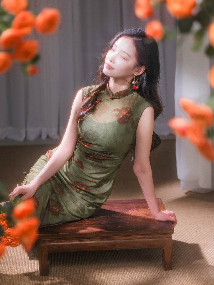 Red rose in Forest Stretch Tulle with Memory Elasticity| Modern one-Pieces Qipao Dress(悠望) - E·Beauty