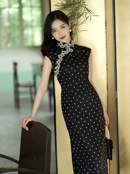 Ink-Black Shanghai Noir Polka Dots | Modern one-Pieces Qipao Dress(语莺)