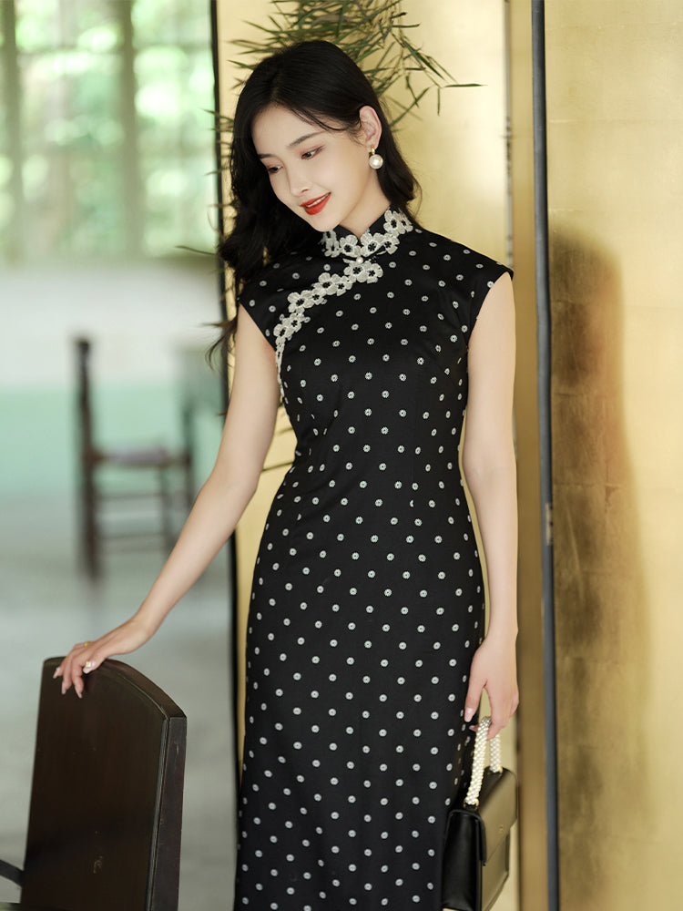 Ink-Black Shanghai Noir Polka Dots | Modern one-Pieces Qipao Dress(语莺)