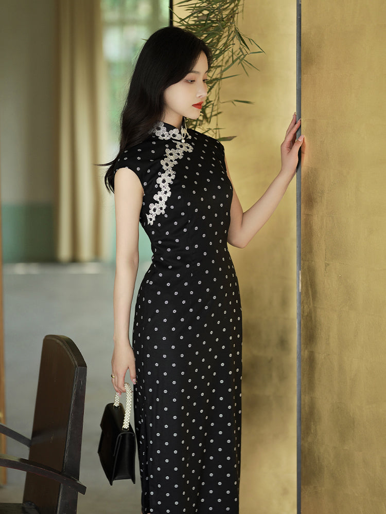 Ink-Black Shanghai Noir Polka Dots | Modern one-Pieces Qipao Dress(语莺)
