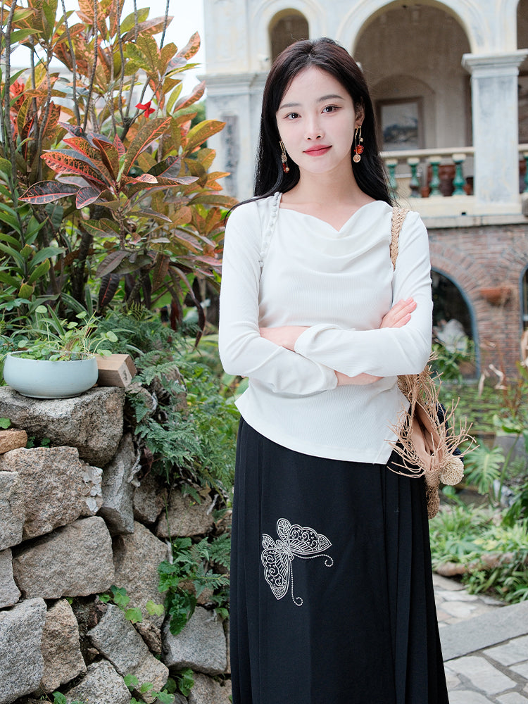 Milky White Long-Sleeve Knit | Contemporary Chinese-Inspired Top（南汐）