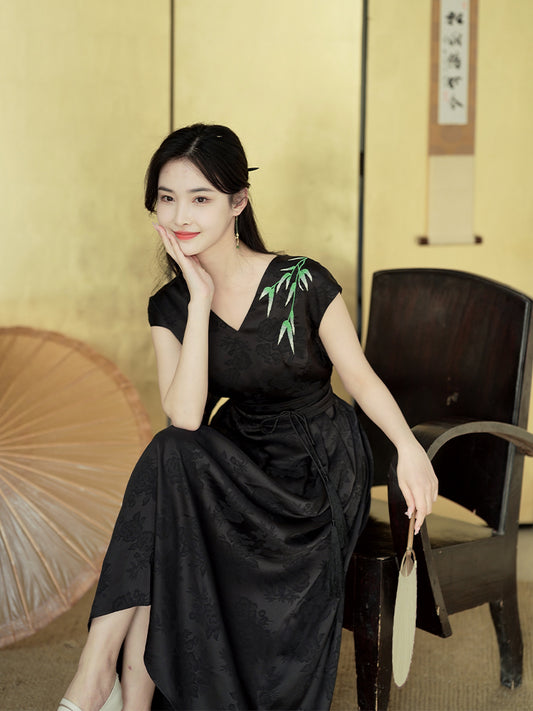 Ink and Black Embroidered Jacquard | Waist-Cinched Neo-Chinese Dresses (竹灵)