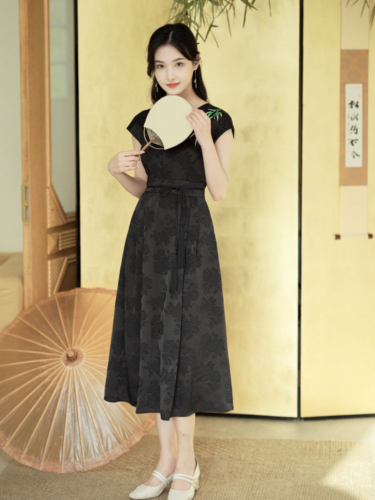 Ink and Black Embroidered Jacquard | Waist-Cinched Neo-Chinese Dresses (竹灵)