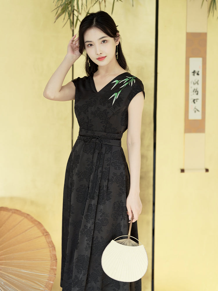 Ink and Black Embroidered Jacquard | Waist-Cinched Neo-Chinese Dresses (竹灵)