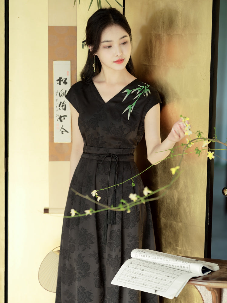 Ink and Black Embroidered Jacquard | Waist-Cinched Neo-Chinese Dresses (竹灵)