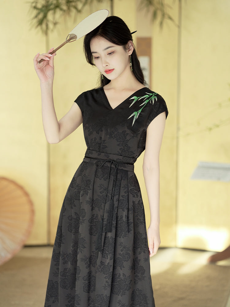 Ink and Black Embroidered Jacquard | Waist-Cinched Neo-Chinese Dresses (竹灵)