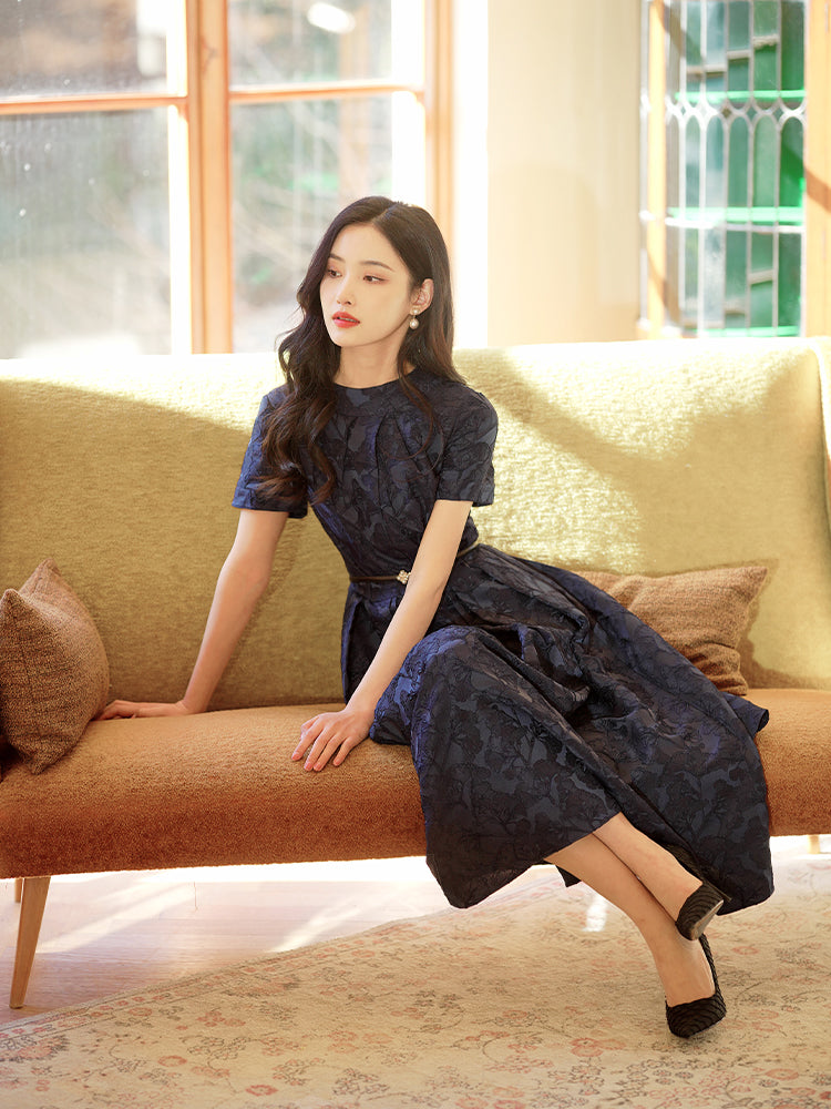 Navy Blue Intricate Jacquard | Effortless Flared Skirt (赫本)