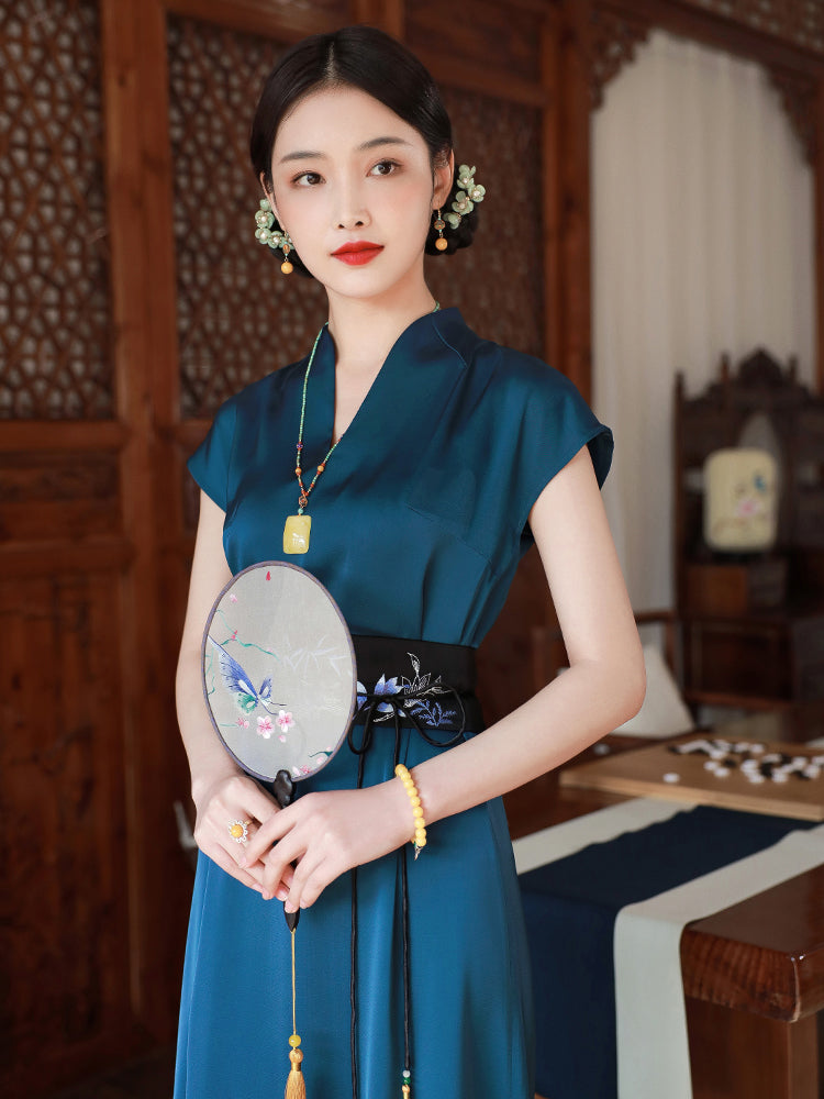 Peacock Blue Silk Satin Artisanal Embroidery | Neo-Chinese Dress (莞莞)