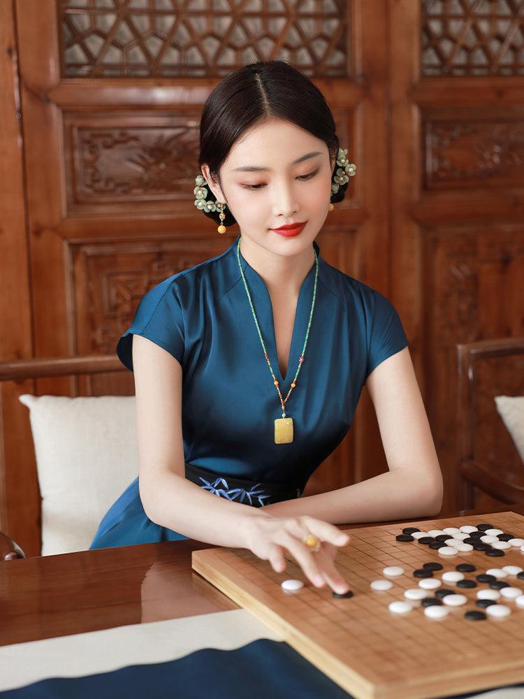 Peacock Blue Silk Satin Artisanal Embroidery | Neo-Chinese Dress (莞莞)