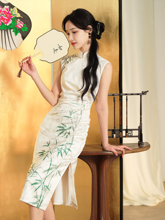 Botanical-Dyed Ivory Silk Satin | Modern one-Pieces Qipao Dress (青韵)