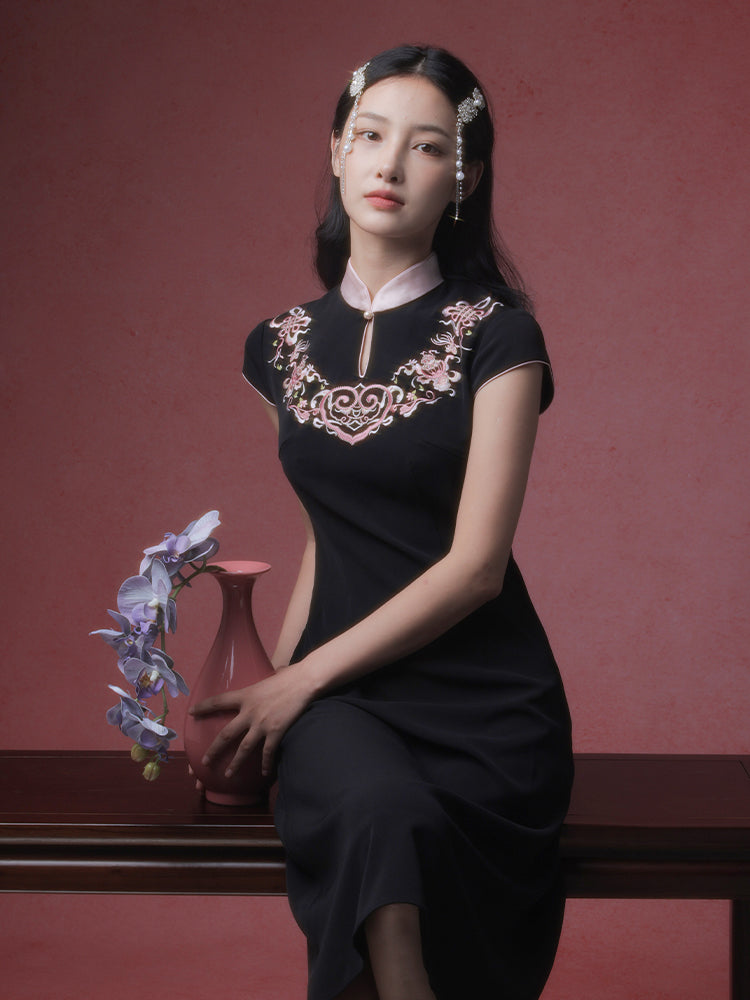 Sumi Black Artisan Embroidery | Neo-Chinese Dress（如苑）