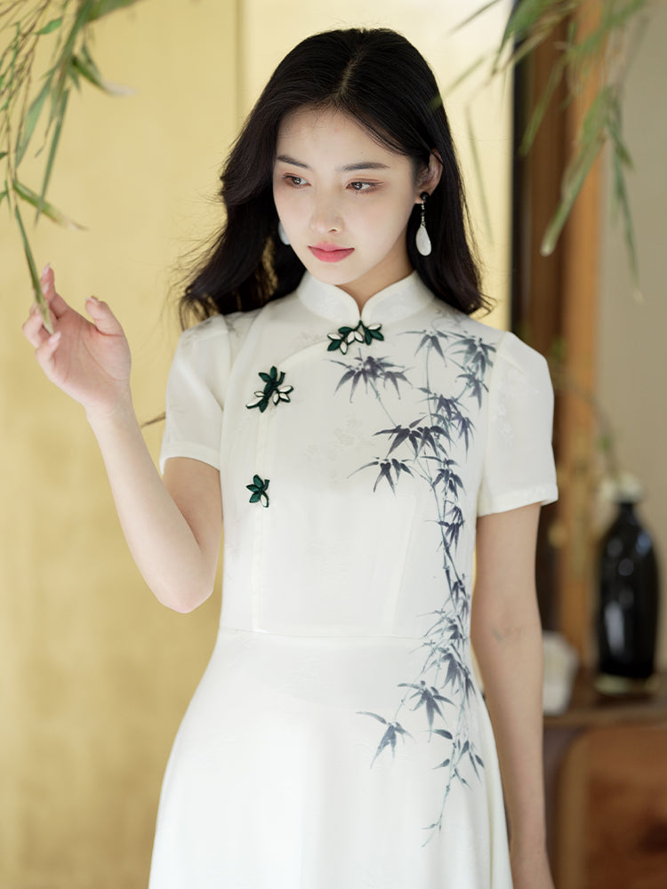 Ivory White Hand-Painted Bamboo | Neo-Chinese Dress（君竹）