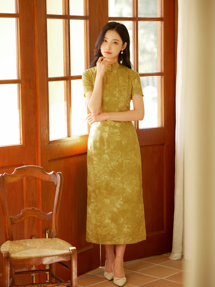 Blue-and-White Porcelain Botanical Indigo Silk | Modern one-Pieces Qipao Dress (箐黛)
