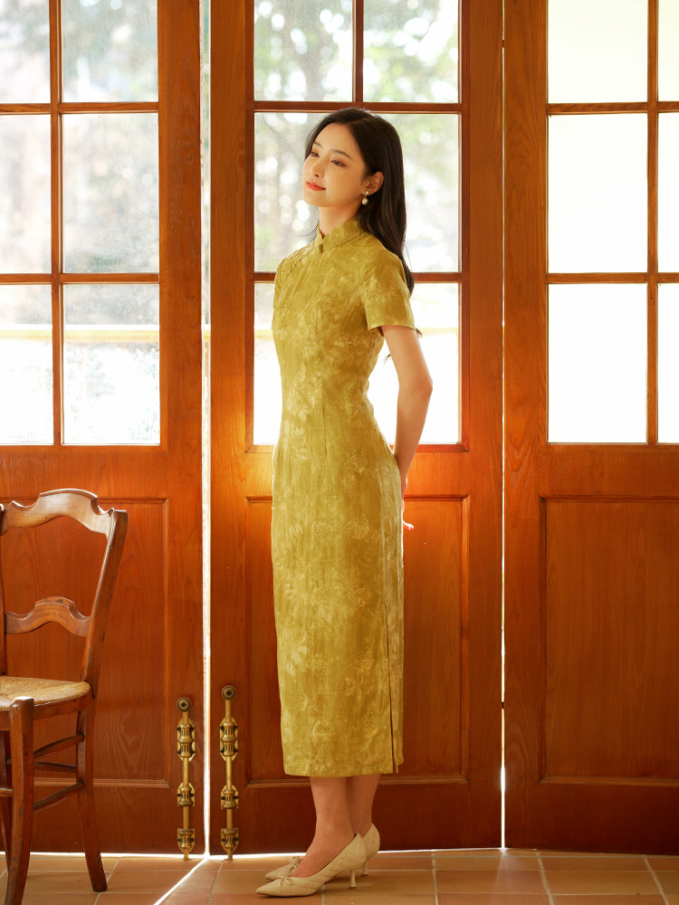 Blue-and-White Porcelain Botanical Indigo Silk | Modern one-Pieces Qipao Dress (箐黛)
