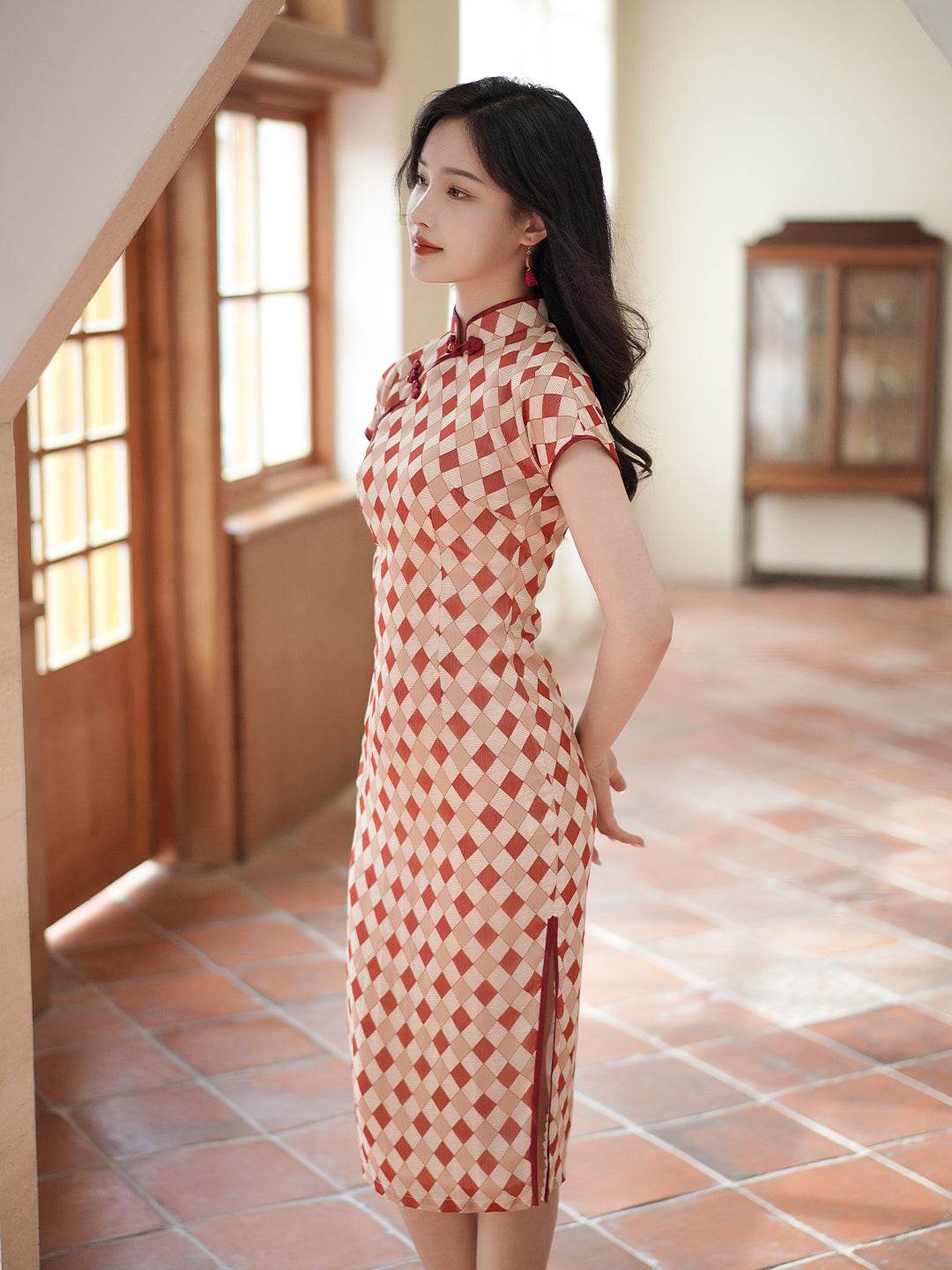 Apricot Geometric Diamond Pattern| Modern one-Pieces Qipao Dress（方仪） - E·Beauty
