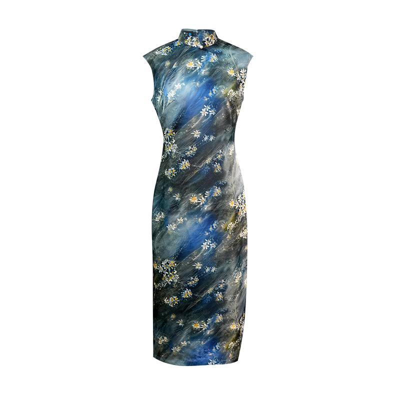 Sky-Blue Jinling Satin with Cosmic Daisies - Relaxed Silhouette | Modern one-Pieces Qipao Dress (彗予)