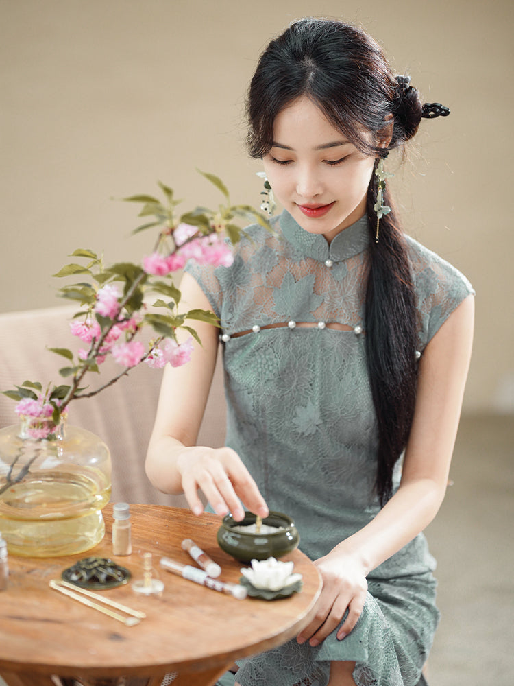 Celestial Aurora Blue Premium Lace | Modern one-Pieces Qipao Dress (雅瓷)